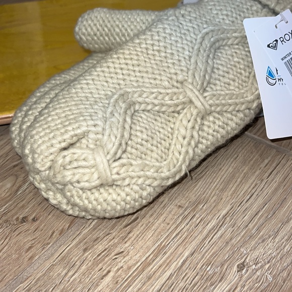 ⛸ ROXY- winter bundle set- Winterens Knitted Mittens, crew socks and head warmer - Picture 10 of 11